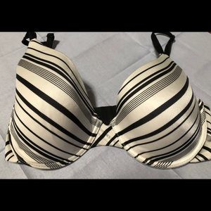 Victoria’s Secret Uplift Semi Demi